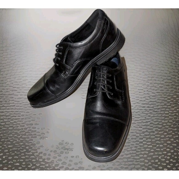 Rockport Men's Taylor Cap Toe Black Oxford 8 US Slip Resistant Waterproof - Picture 1 of 6
